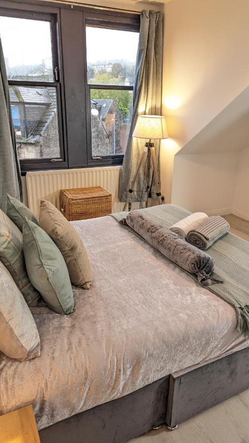 Lovely 2 Bedroom Apartment In Central Location Greenock Ngoại thất bức ảnh